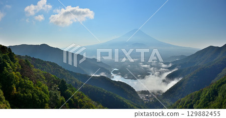 Panoramic view of Mt. Fuji from Shojiyama Observatory in the Misaka Mountains Panoramic view of Mt. Fuji from Shojiyama Observatory in the Misaka Mountains 129882455