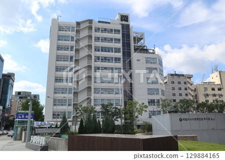 245 Building in Gwangju 129884165