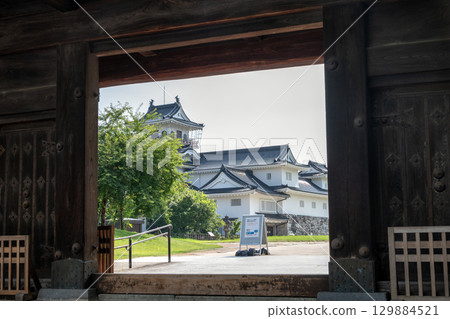 富山城遺址：千歲門與複製天守閣 129884521