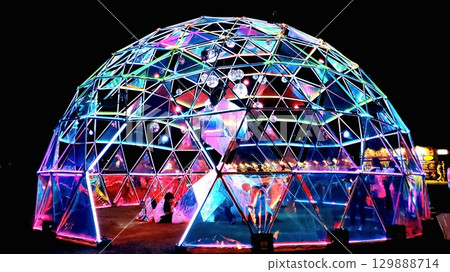 Aqua Dome 閃耀著七種顏色 Aqua Dome 閃耀著七種顏色 129888714