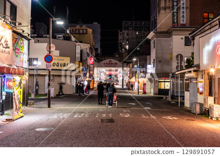 長崎縣佐世保的飲酒區與夜生活區 129891057