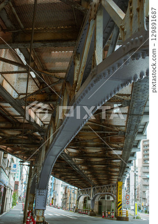 Scenery under the viaduct 129891687