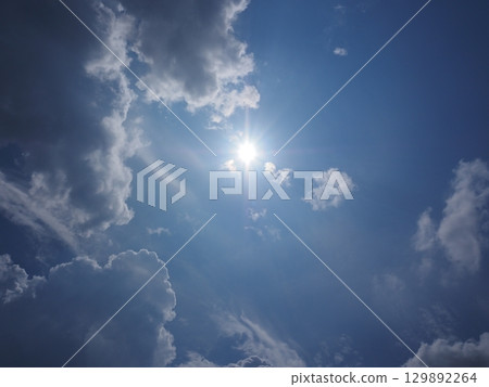 夢幻般的夏日天空 夢幻般的夏日天空 129892264