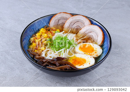 Traditional Japanese Tonkotsu Ramen with Chashu Pork, Eggs, and Vegetables 129893042