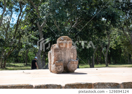 The Glory of Ancient Maya Civilization – Uxmal Ruins The Glory of Ancient Maya Civilization – Uxmal Ruins 129894124