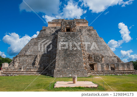 The Glory of Ancient Maya Civilization – Uxmal Ruins The Glory of Ancient Maya Civilization – Uxmal Ruins 129894173