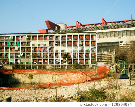 Modern buldings in Milan, Italy, in 2008. Modern buldings in Milan, Italy, in 2008. 129894984