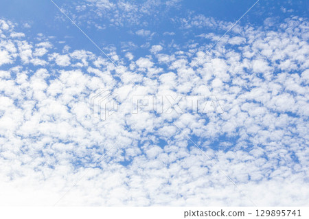June sky in Chofu City, Tokyo (June 14, 2025) June sky in Chofu City, Tokyo (June 14, 2025) 129895741