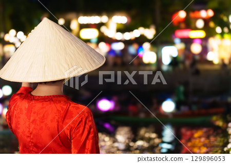 Vietnam Hoi An Tourism 129896053