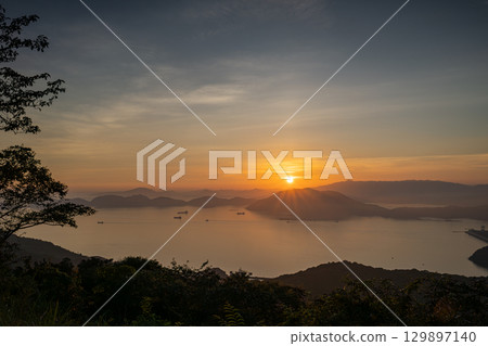 Evening view of Shunan from Mount Taika 129897140