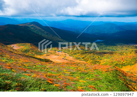 秋季攀登栗駒山（栗駒山～前岳：龍泉原） 129897947