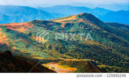 Autumn hiking on Mount Kurikoma (Mount Kurikoma to Mount Maedake) 129898246
