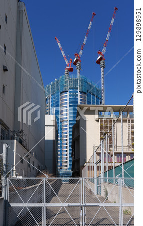 Tower apartment building under construction 2025 Tower apartment building under construction 2025 129898951