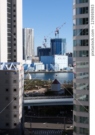 Tower apartment building under construction 2025 129898983