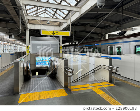 橫濱市營地鐵新羽站 橫濱市營地鐵新羽站 129900198