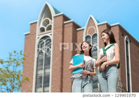 女大學生，校園生活，藍天 129901070
