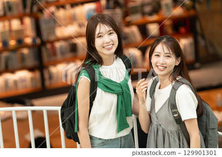 Female college student library campus 129901301