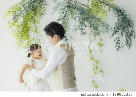 家庭的客廳 家庭的客廳 129901335