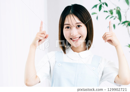 女性牙科工作人員 129902721