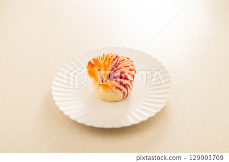 Authentic bread from a bakery 129903709