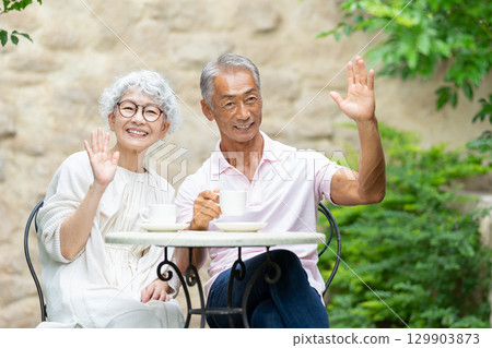 高級夫婦第二次生命 129903873