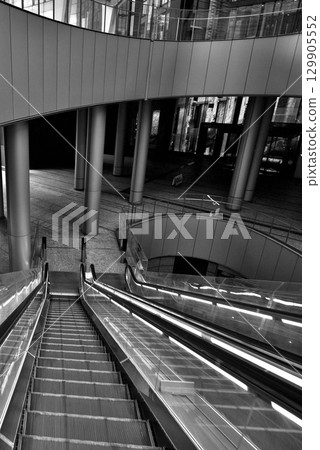 Escalator Monochrome Escalator Monochrome 129905552