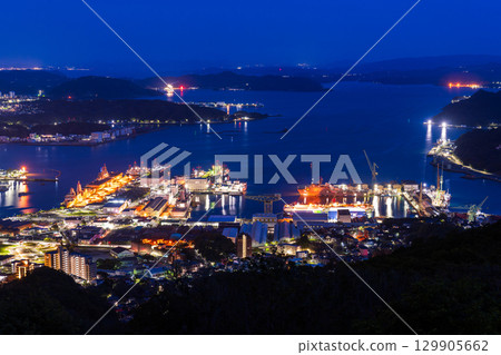 Night view of Sasebo City, Nagasaki Prefecture, and the view from Yumiharidake Observatory Night view of Sasebo City, Nagasaki Prefecture, and the view from Yumiharidake Observatory 129905662