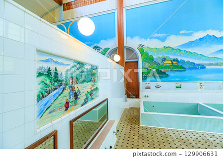 Edo-Tokyo Open Air Architectural Museum, Koganei City, Tokyo (Kodomoyu bathing area and bathtub) 129906631