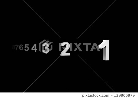 一排三維白色數字 一排三維白色數字 129906979