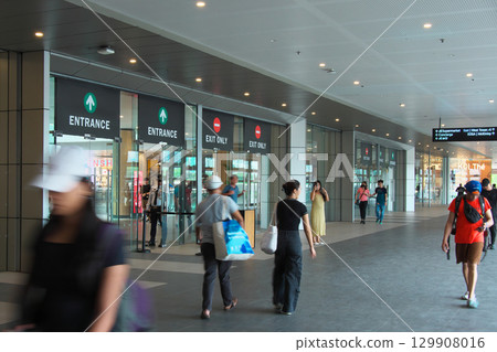 活力菲律賓-馬尼拉馬卡蒂市中心(One Ayala)城市景觀(2025年6月) 活力菲律賓-馬尼拉馬卡蒂市中心(One Ayala)城市景觀(2025年6月) 129908016