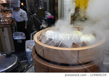 Pork buns in Kobe Chinatown 129909239