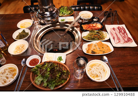 Korean pork barbecue. raw pork belly 129910488