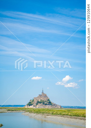 世界遺產聖米歇爾山的美麗風景 世界遺產聖米歇爾山的美麗風景 129910644