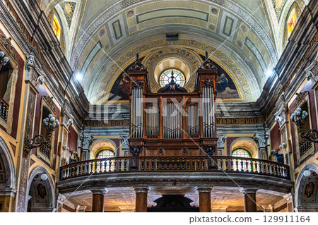 Interior of the Metropolitan Cathedral of Belem also called Se C Interior of the Metropolitan Cathedral of Belem also called Se C 129911164