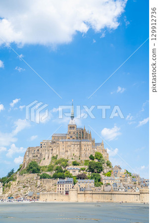 法國聖米歇爾山的特寫 129912736