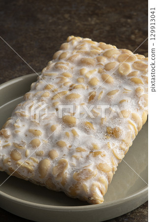 Tempeh rice 129913041