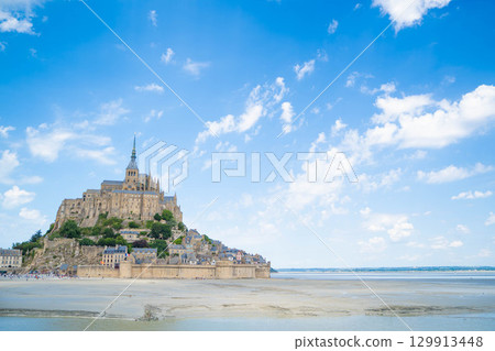 世界遺產聖米歇爾山的美麗風景 129913448