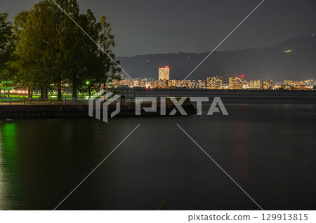 大津市琵琶湖夜景 大津市琵琶湖夜景 129913815