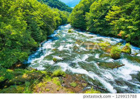 Ryuzu Falls (upstream) in Oku-Nikko, Nikko City, Tochigi Prefecture Ryuzu Falls (upstream) in Oku-Nikko, Nikko City, Tochigi Prefecture 129915788