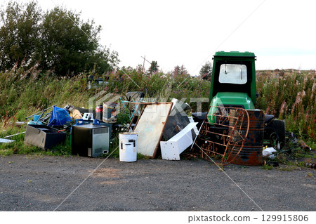Agricultural and General Rubbish Tip at a Rural Farmyard Location Agricultural and General Rubbish Tip at a Rural Farmyard Location 129915806