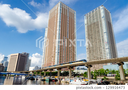 A city with a monorail A city with a monorail 129916473