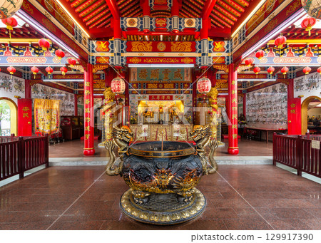 Teng Yun Temple, Chinese Temple Interior, Bandar Seri Begawan, Brunei Darussalam 129917390