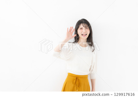女人微笑 女人微笑 129917616