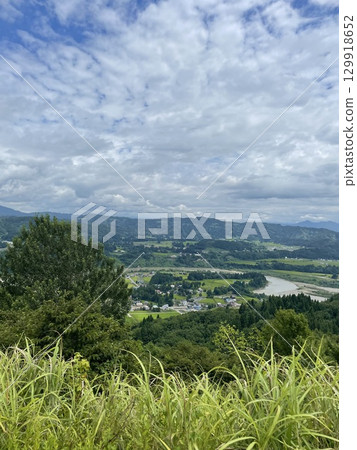 從阿蘇山觀景台看到的景色 129918652