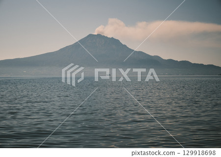 櫻島的寧靜景色 129918698