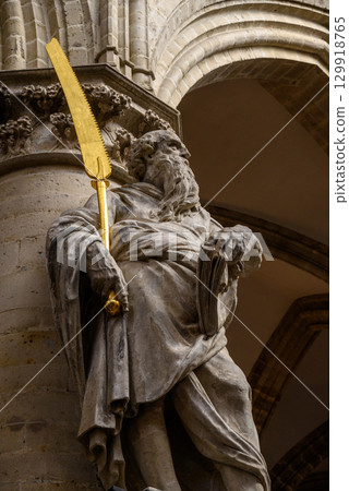 Interior of the Roman Catholic Cathedral of St. Michael and St. Gudula in central Brussels, Belgium Interior of the Roman Catholic Cathedral of St. Michael and St. Gudula in central Brussels, Belgium 129918765