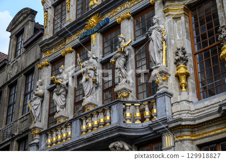 Lavishly decorated facades and architectural details of Guildhalls on the Grand-Place Grote Markt square of Brussels, Belgium Lavishly decorated facades and architectural details of Guildhalls on the Grand-Place Grote Markt square of Brussels, Belgium 129918827