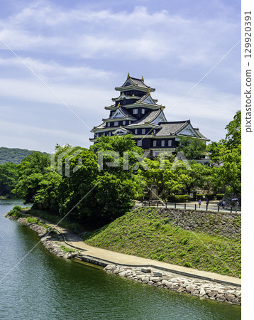 岡山縣岡山市岡山城和旭川 129920391