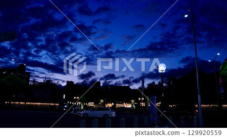 Summer cityscape of Kobe with deep blue sky and illuminated lights 129920559