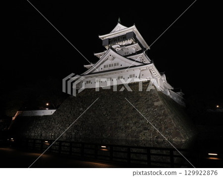 White Layers Supported by the Power of Stone - Night View of Kokura Castle ⅩⅤ White Layers Supported by the Power of Stone - Night View of Kokura Castle ⅩⅤ 129922876